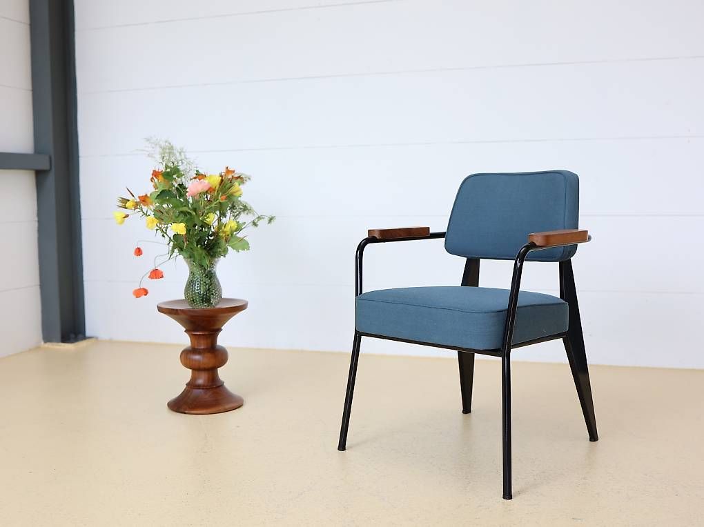 Vitra Sedie: Fauteuil Direction, Stuhl von Jean Prouvé, VITRA – Usato da Meinisberg venduto da atelier_TILIJA