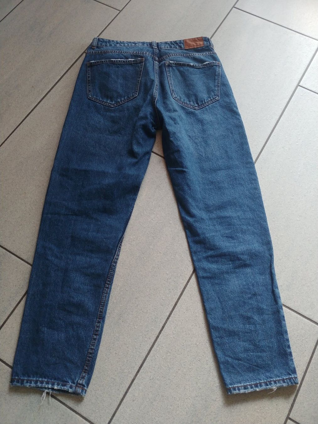Bershka Jeans: Jeans Damen Gr.36 – Usato da Bäriswil BE venduto da Rezz 1