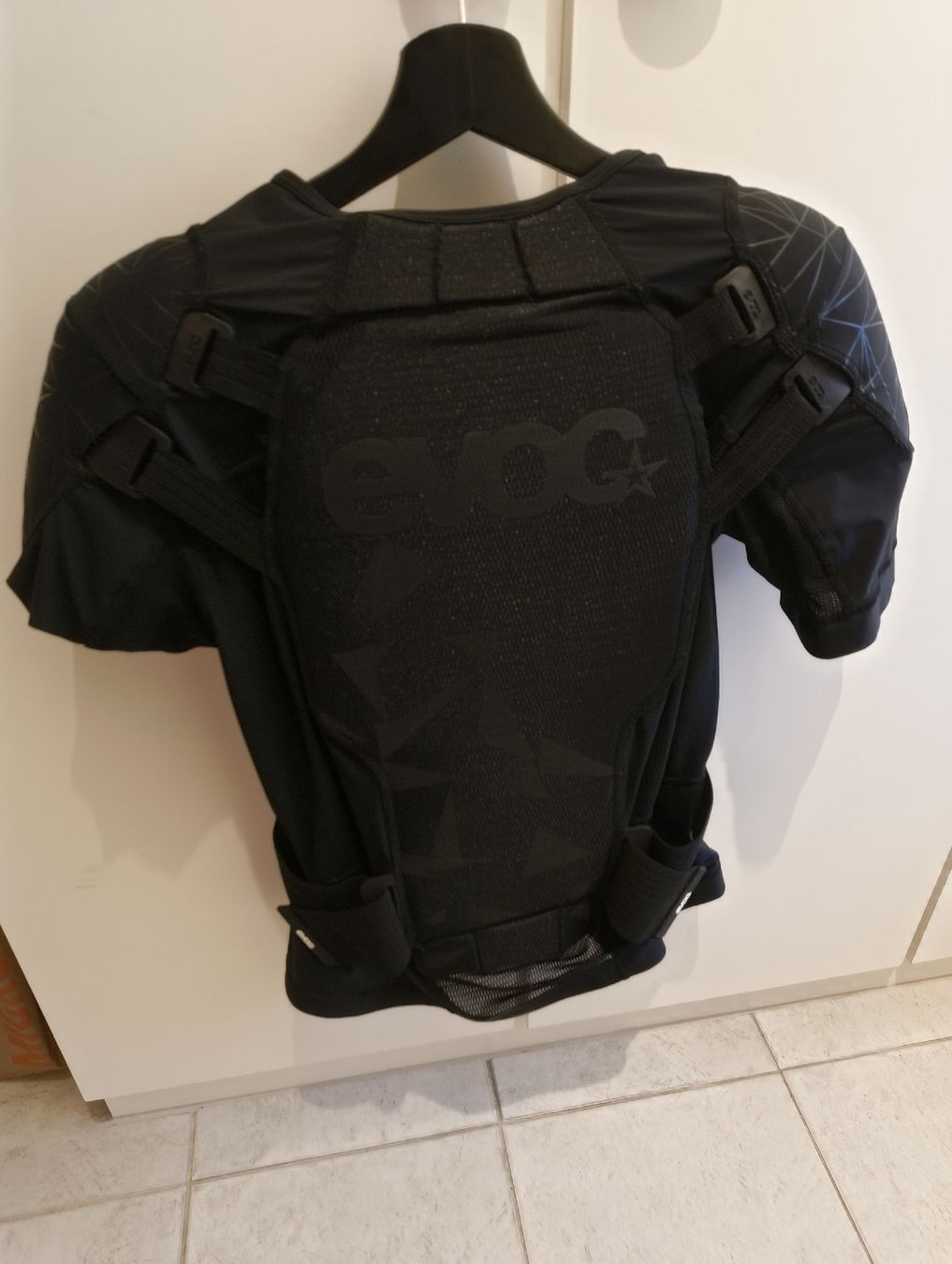 Evoc Protections: Evoc Bike Protector Jacket Pro Neu – Neuf (Voir description) à Luzern par phi_w8tg 1
