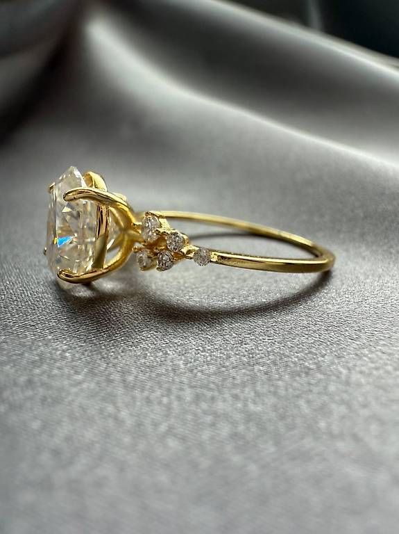 Ringe: Elegant 3-Carat Moissanite Ring. – Gebraucht aus Thalwil von han_2b8c 5