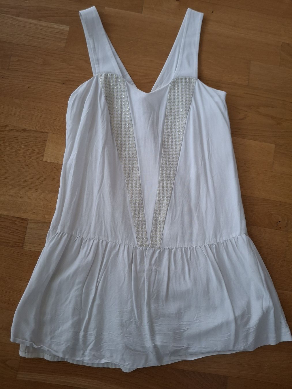 Nafnaf Vestiti: Robe courte blanche Nafnaf – Usato da Le Pâquier-Montbarry venduto da Fibilynn05 1