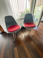 2 Eames Chairs