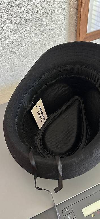 Copricapi, berretti & cappellini: Chapeau  modèle Fedora – Nuovo (secondo la descrizione) da La Chaux-de-Fonds venduto da dev_rv6d 2