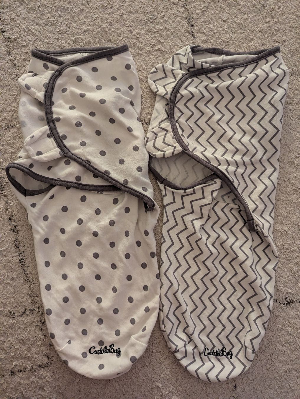 Ensembles coordonnés: 2 CuddleBug Baby Swaddle Wraps grey patterns set – D'occasion à Wallisellen par she_x7fl