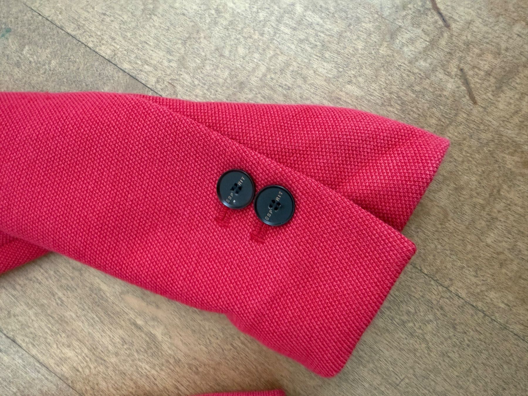 Esprit Vestes: ESPRIT - Korall-farbener Blazer Gr.32 – D'occasion à Meilen par kleisi01 4