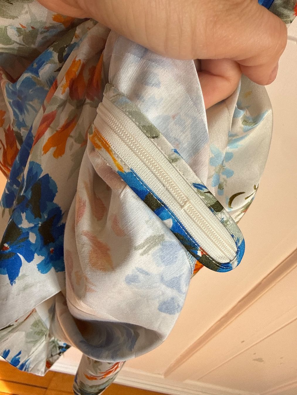 Vestiti: Dries van Noten Kleid romantisch 42 – Usato da St Gallen venduto da mayerka 3