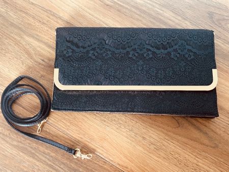 Clutch aus Spitze, neu und ungebraucht
