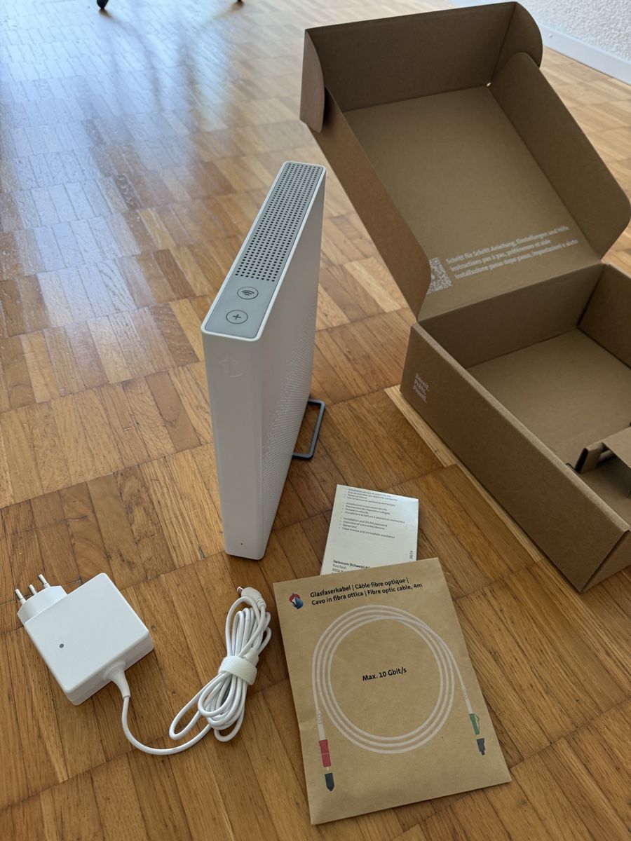 Swisscom Modem & Router: Swisscom WLAN Router 4 – Nuovo (secondo la descrizione) da Adligenswil venduto da Powershot4 1