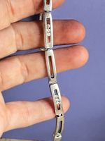 Silberarmband mit Zirkonia, elegant und modern!