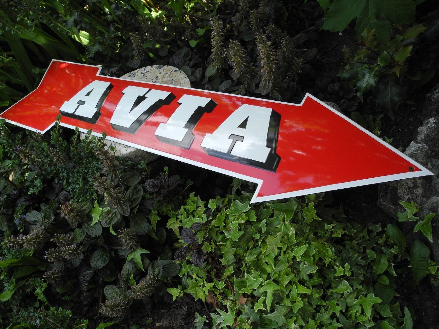 Schilder: AVIA PFEIL EMAILSCHILD – Gebraucht aus Reinach AG von Huckleberrysix 4
