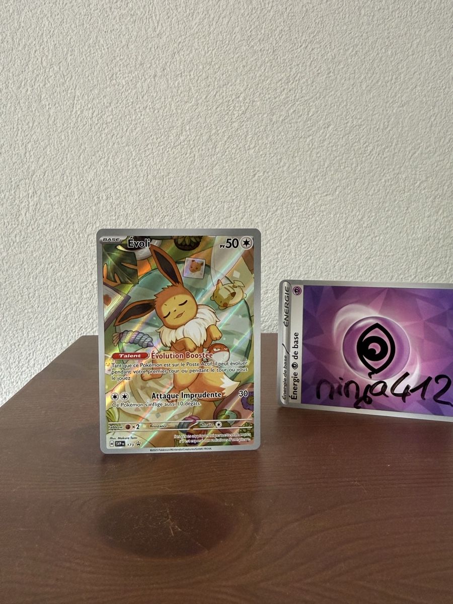 Pokémon Carte collezionabili: Évoli SVP 173 – Nuovo (secondo la descrizione) da La Tour-de-Peilz venduto da ninja412