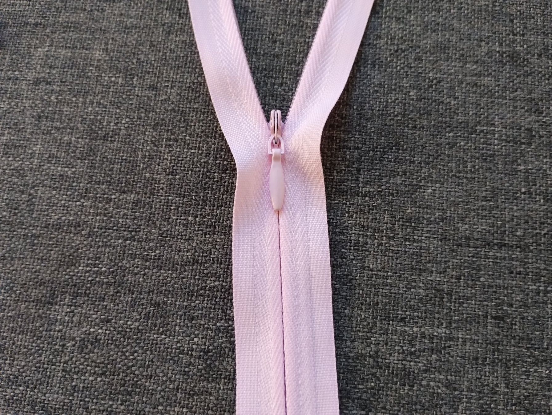 Stoffe: Rosa Reissverschluss 60cm 30 Stück – Neu (gemäss Beschreibung) aus Bremblens von SHOPSPORT