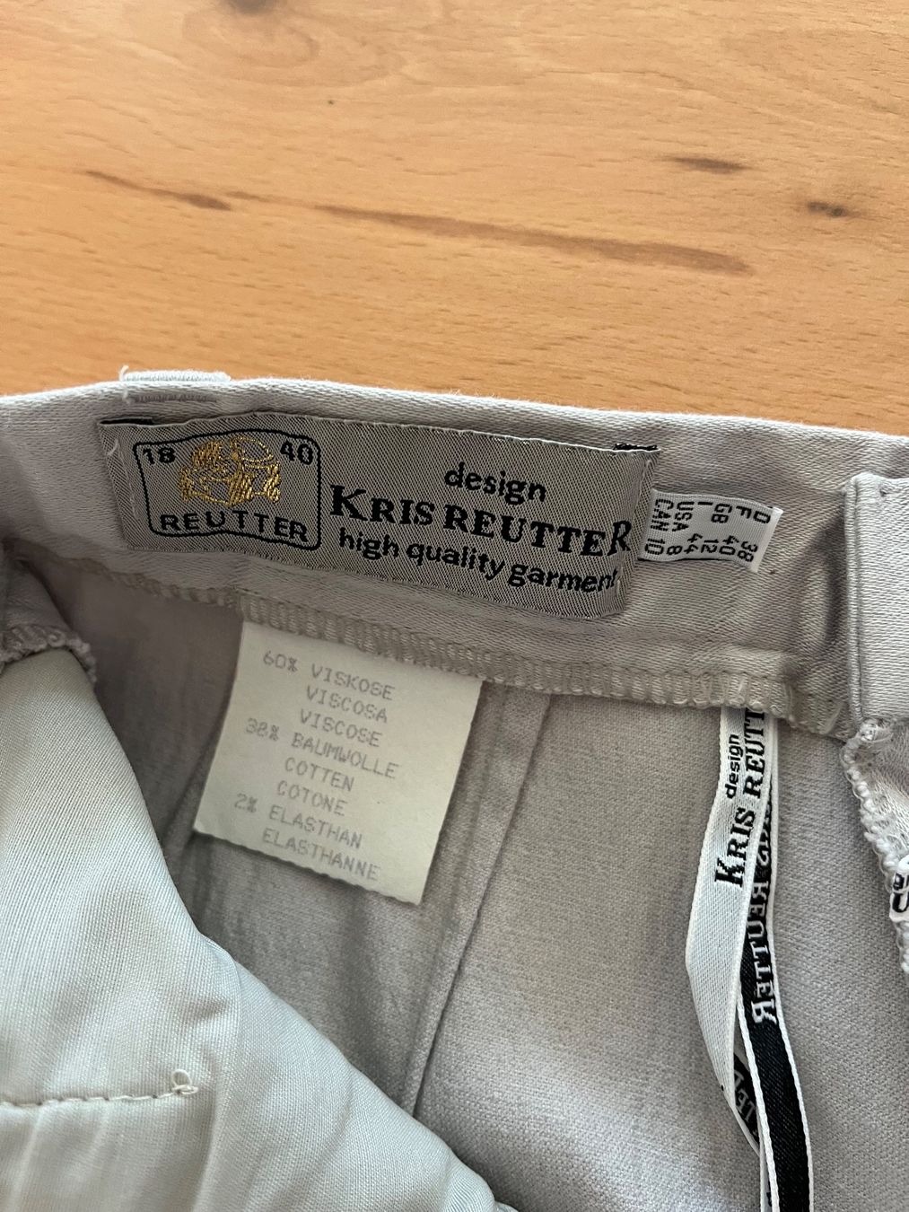 Pantaloni: Kris Reutter Business Hose, 38, grau tailliert – Usato da Riet (Neftenbach) venduto da kim_gfw6 1