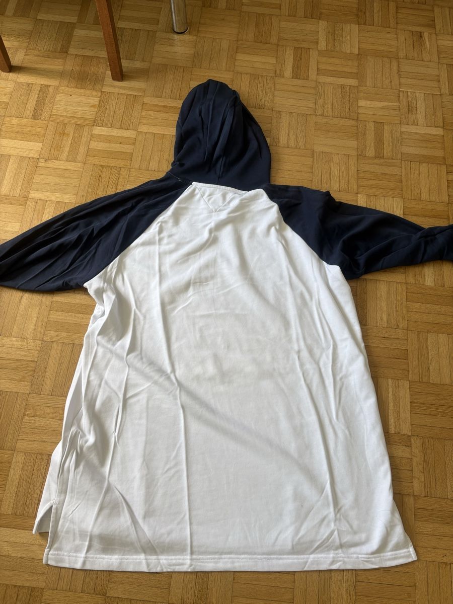 Tommy Hilfiger Vestiti: Tommy Hilfiger Curve Kleid/Longpullover Gr. 1XL – Usato da Frenkendorf venduto da kokira 1