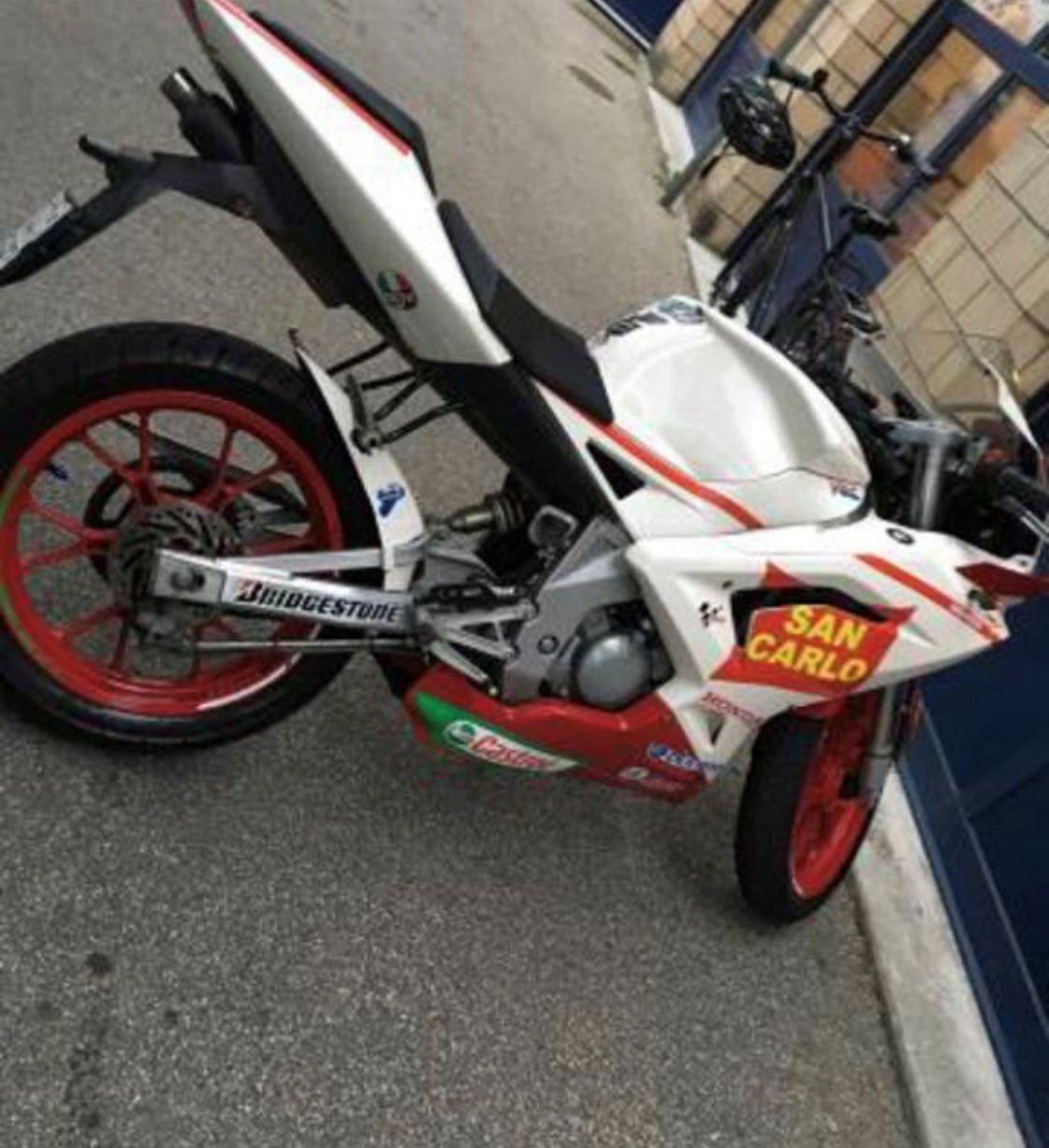 Aprilia Strada: Aprilia RS50 – Nuovo (secondo la descrizione) da Selzach venduto da Giusi400