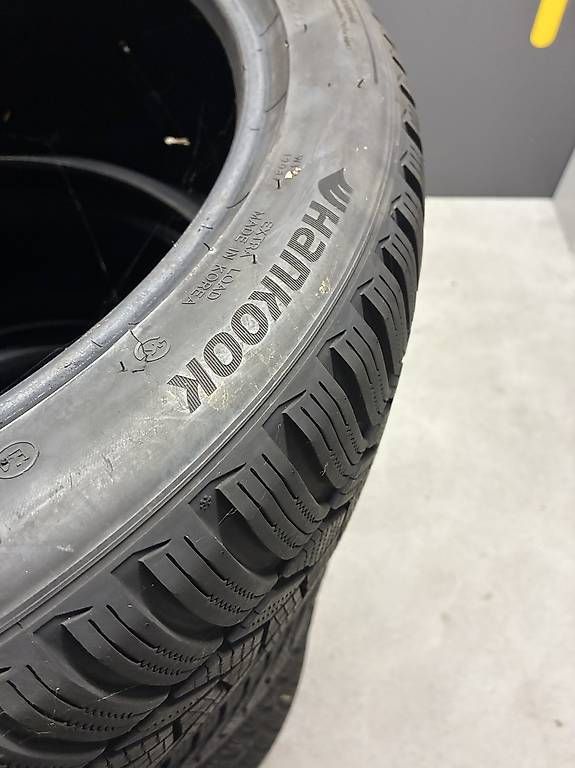 Sonstiges Schreiben & Zeichnen: Winterreifen Hankook 255 40 19 – Gebraucht aus Neuenhof von Gt5.Performance_ 1