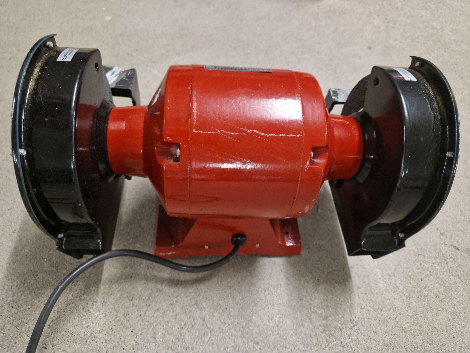Smerigliatrici & Lucidatrici: Eurotec Doppelschleifmaschine 150s – Usato da Fehraltorf venduto da frschele 2