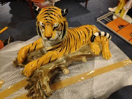 Tiger aus Keramik