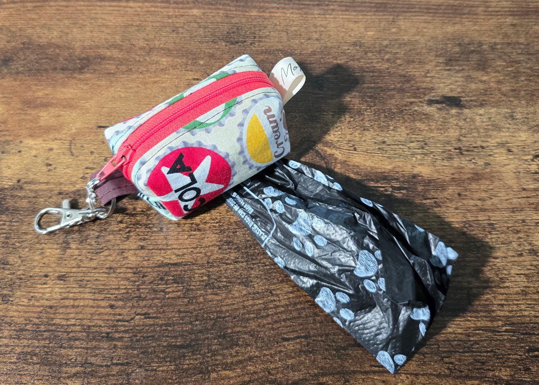 Abfalleimer: Hundekotbeutel-Spender – Neu und originalverpackt aus Zürich von amysmith 2