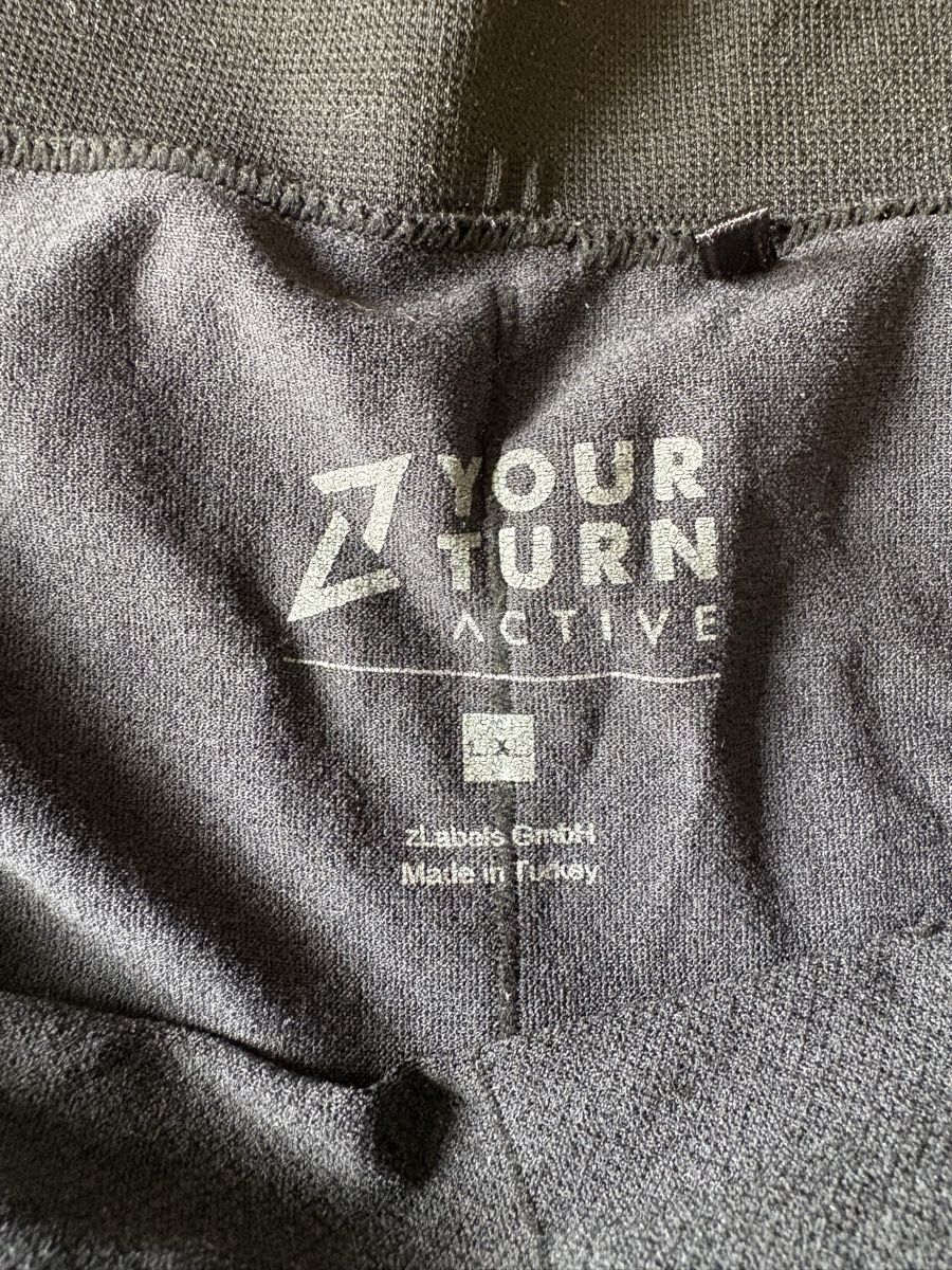 Sonstige Herrenmode: Collant de sport noir taille L – Gebraucht aus Fribourg von bappenzell 2