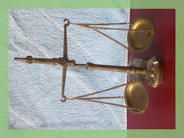 Balkenwaage Messing mit Gewichten sehr guter Zustand