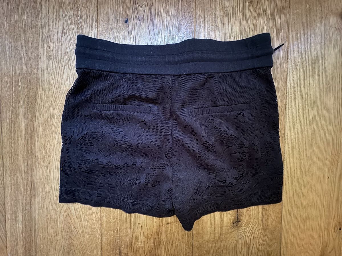 Zara Pantalons: Zara Basic Shorts, Gr. S, Schwarz, Spitze, Sommer – D'occasion à Baar par fra_frr7 2