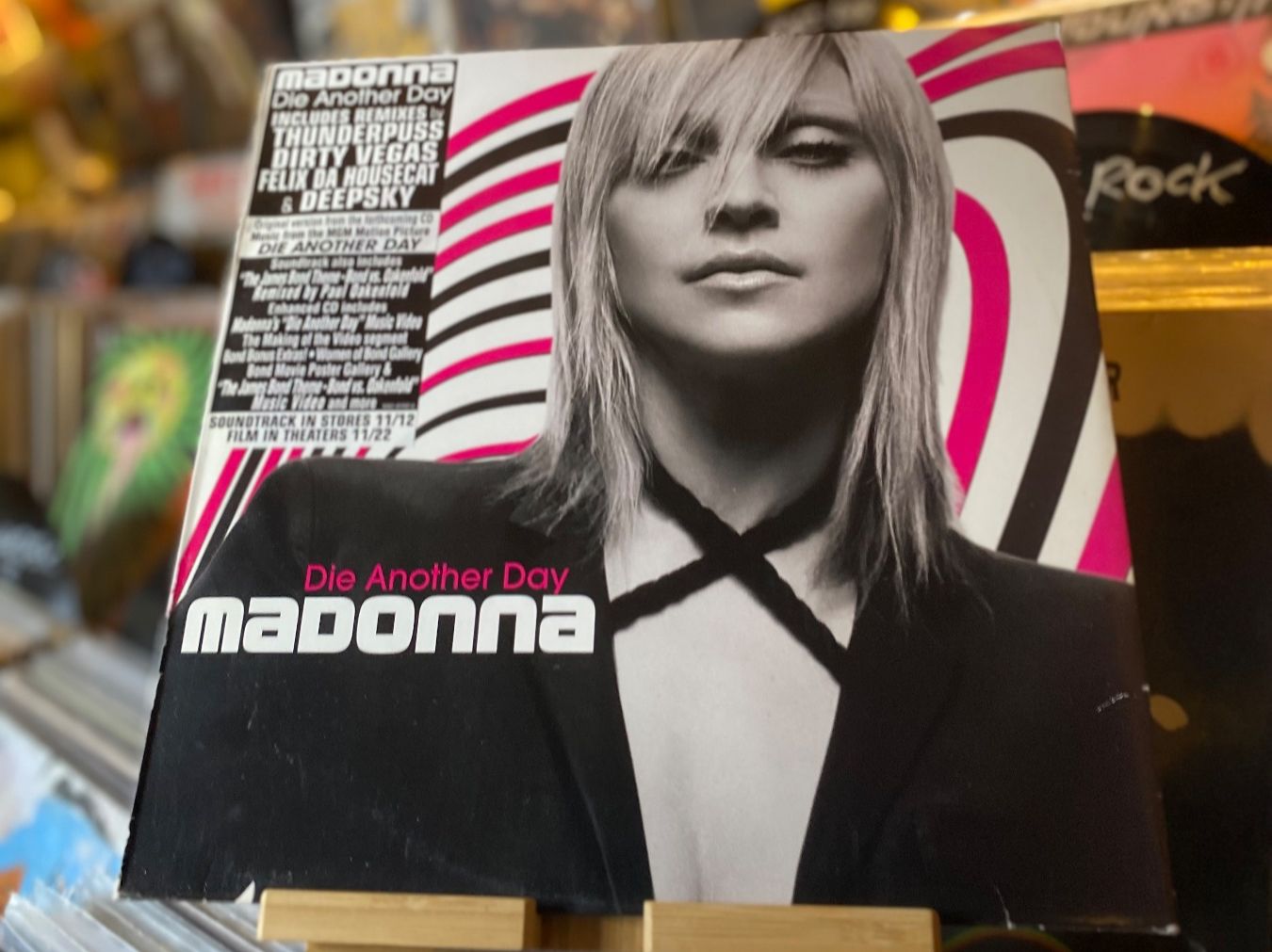Dischi in vinile: MADONNA - DIE ANOTHER DAY...OG EU 2002....VG+/VG++ – Usato da Gals venduto da Diskopatshop