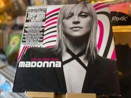 MADONNA - DIE ANOTHER DAY...OG EU 2002....VG+/VG++