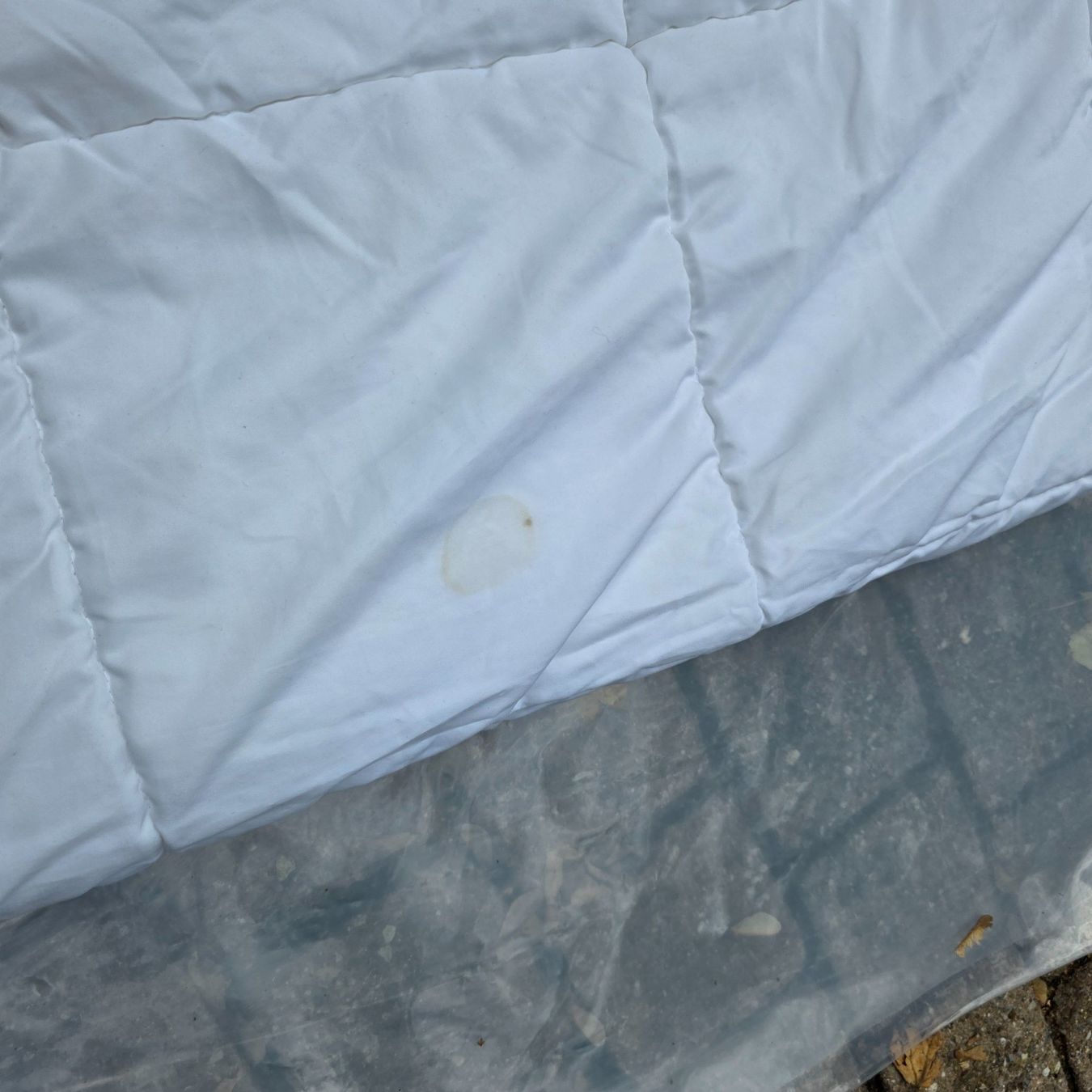 Coperte: Steppdecke Bettdecke 100% Polyester 210x200 cm Weiss – Usato da Wald ZH venduto da Martin79 2