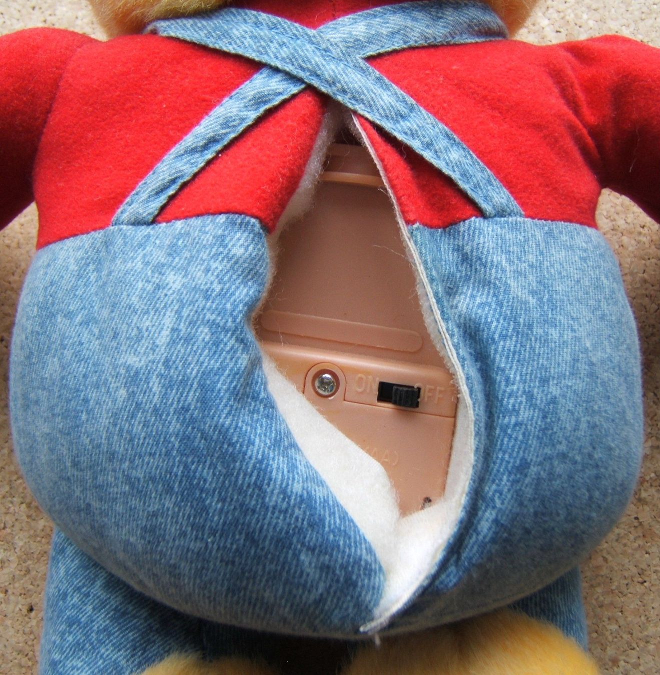Disney Jouets: GROSSER WINNIE THE POOH BÄR – D'occasion à Brunnen par Nonne04 4