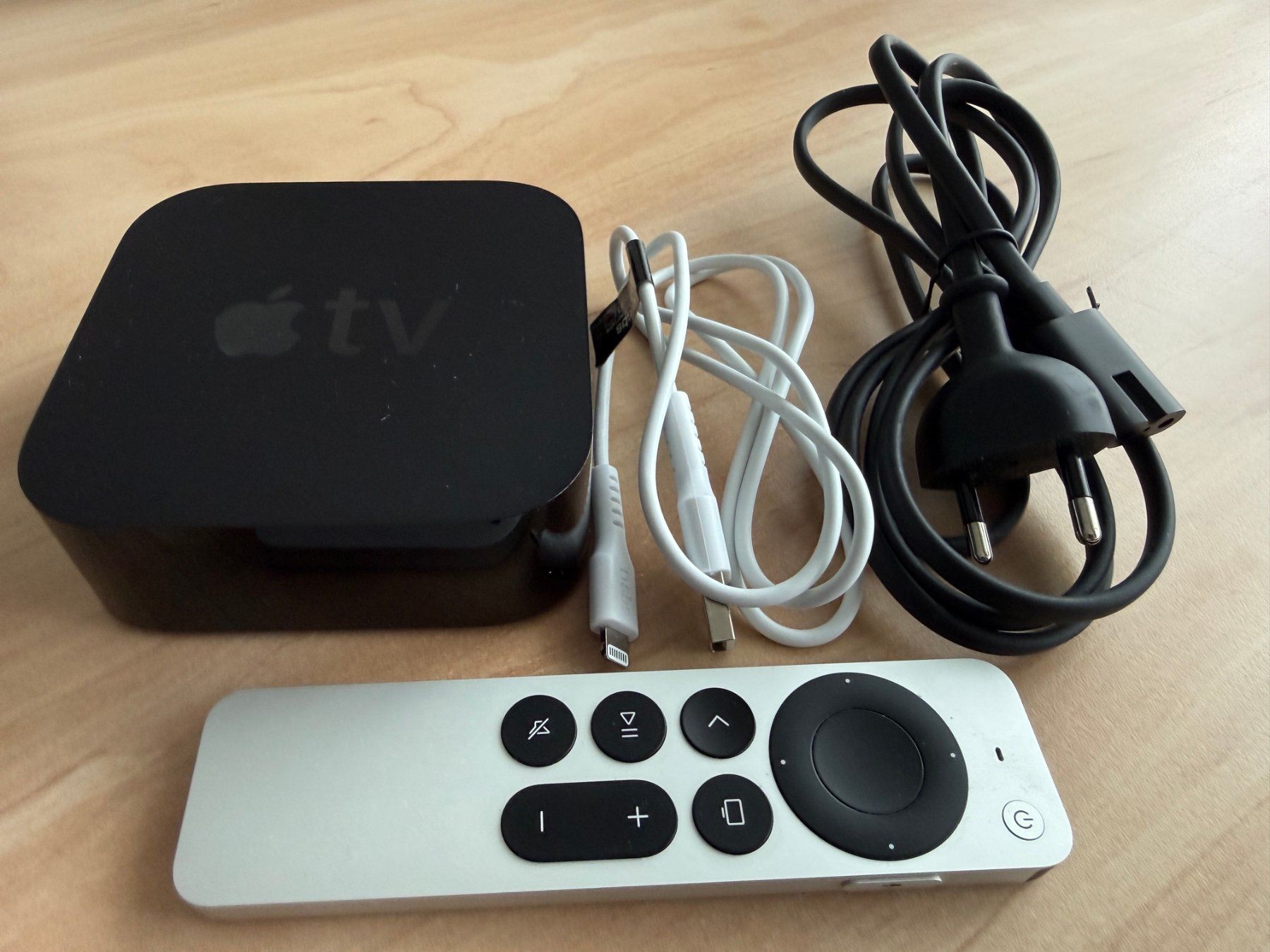 Apple Audio- & Mediensysteme: Apple TV 4K 32 GB – Gebraucht aus Zürich von Urs8563