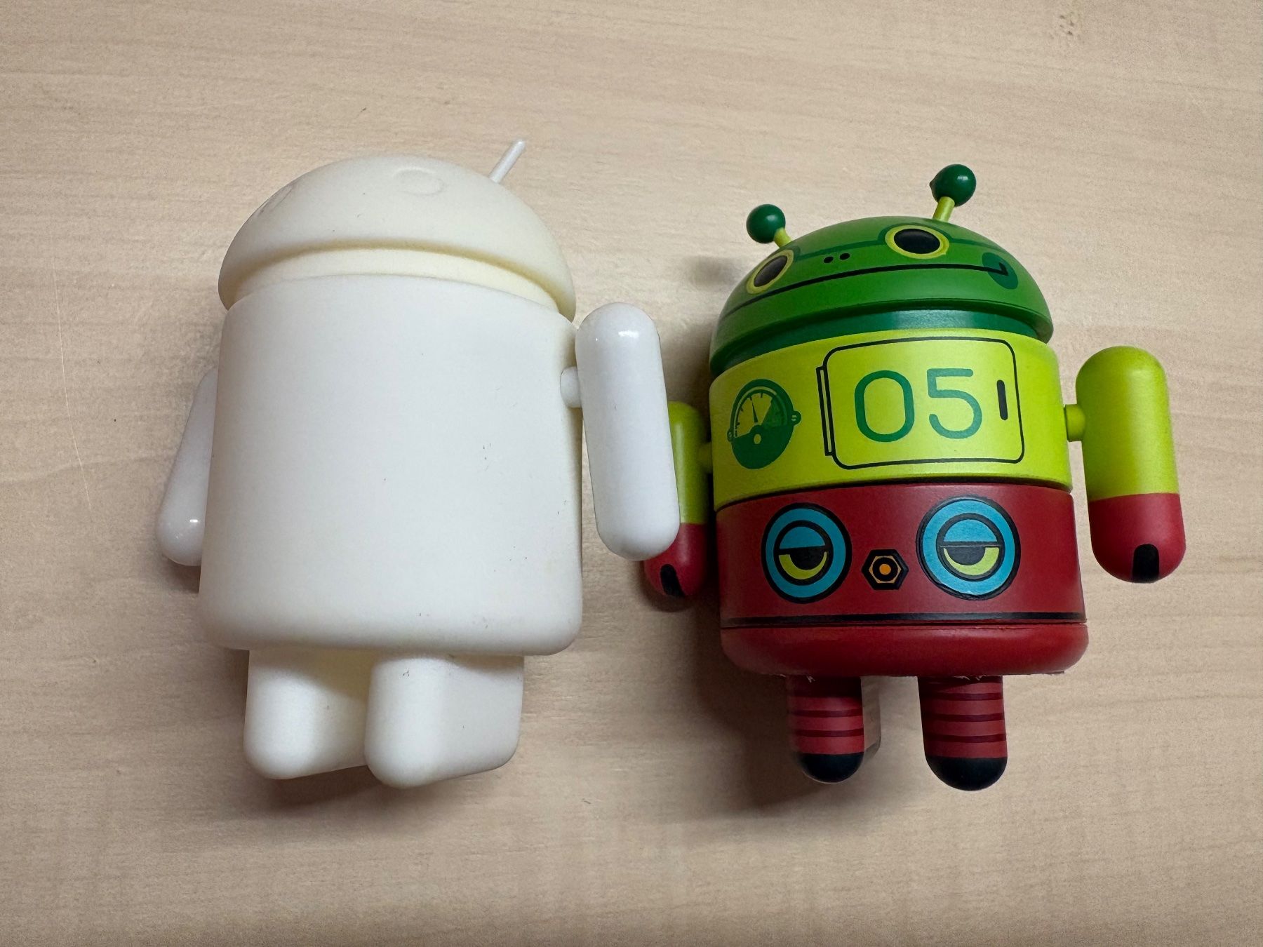 Statuette: Android Figuren 12 Stk. – Usato da Rümligen venduto da Sibill 4