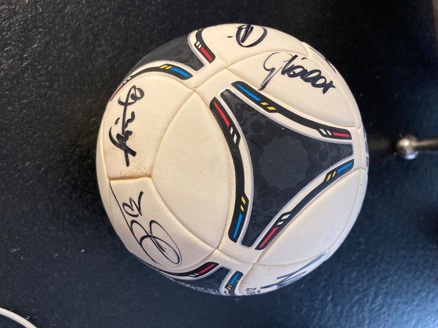 Autografi: Autogramme FC Basel Saison 2012/2013 Mini Tango Ball – Usato da Ziefen venduto da Dancer99 8