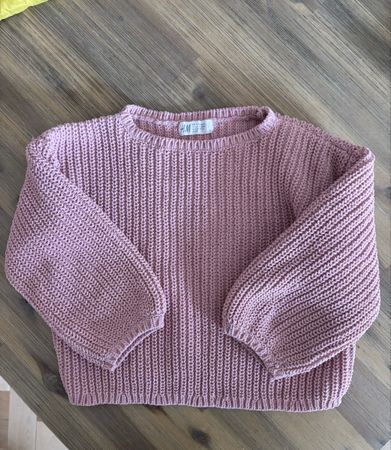 Pull chenille rose , taille 110/116
