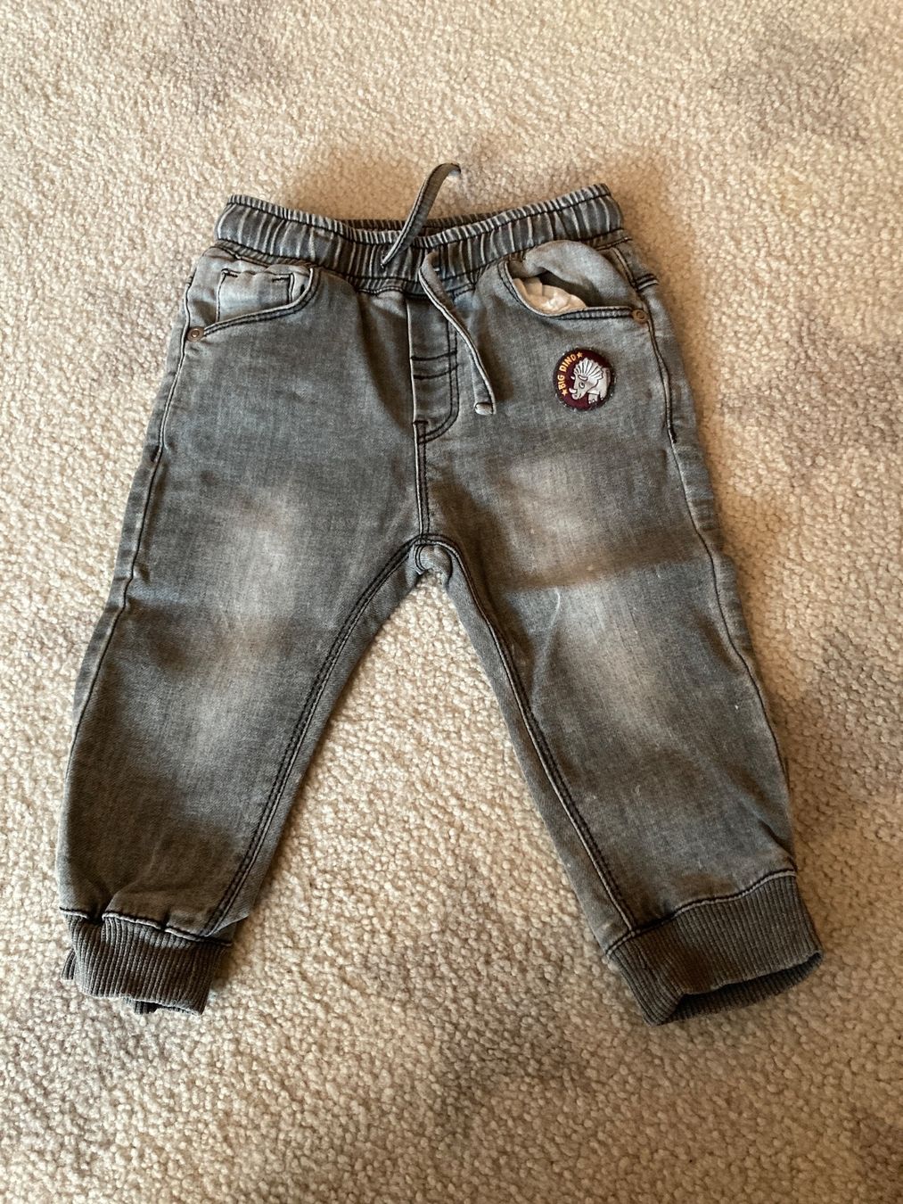 Pantaloni: Hose Smile – Usato da Ebnat-Kappel venduto da Polo011