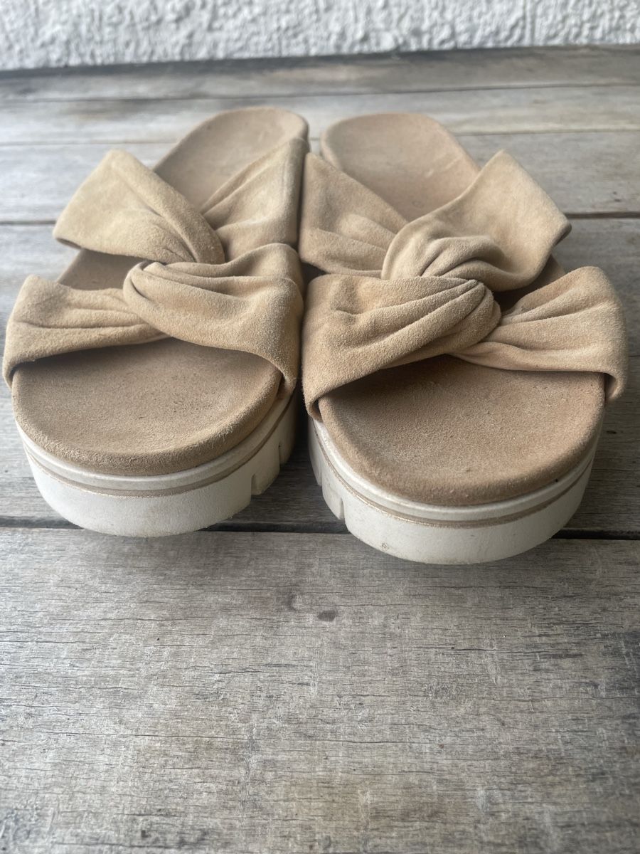 Chaussures femmes: Damen Pantolette Gr.7. GABOR – D'occasion à Wildensbuch par Mangosteen7 5