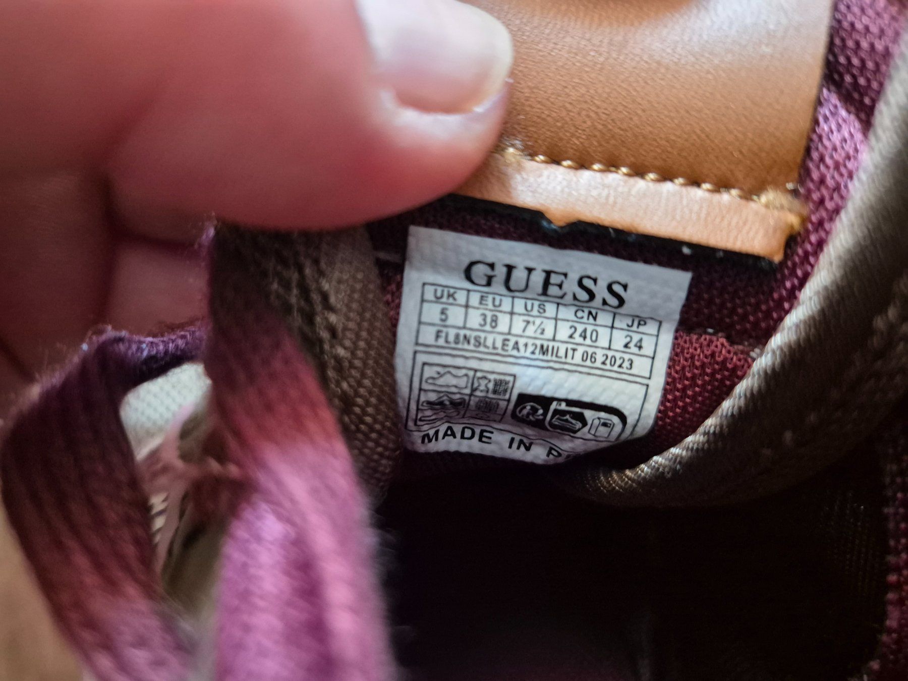 Guess Scarpe da donna: Guess sneakers size 38 – Usato da Zürich venduto da monadiederich 2