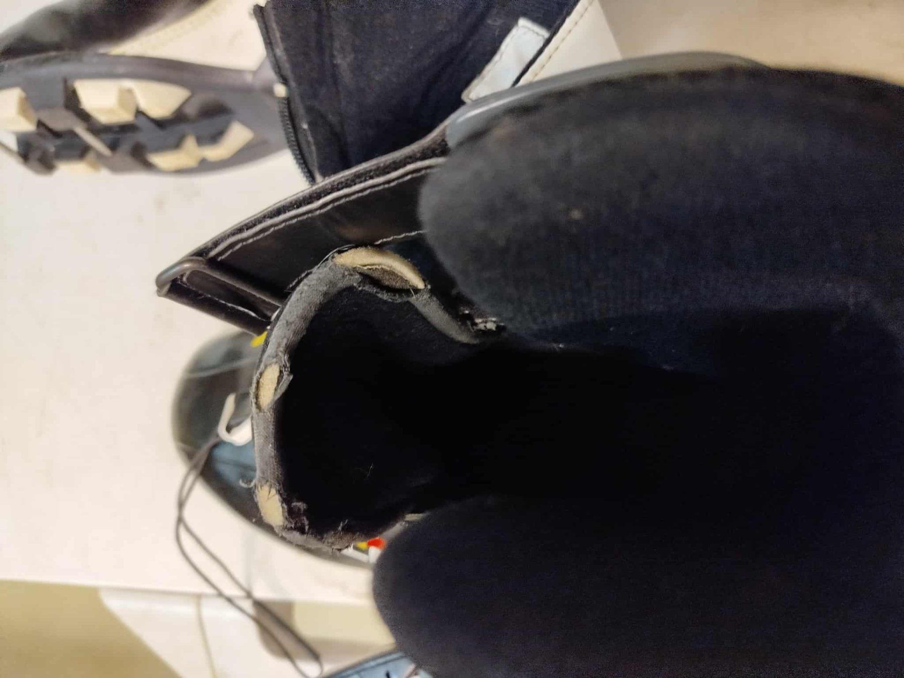 Salomon Herrenschuhe: Chaussures de ski Salomon RS Carbon – Gebraucht aus La Chaux-de-Fonds von Emmaus2300CDF 6