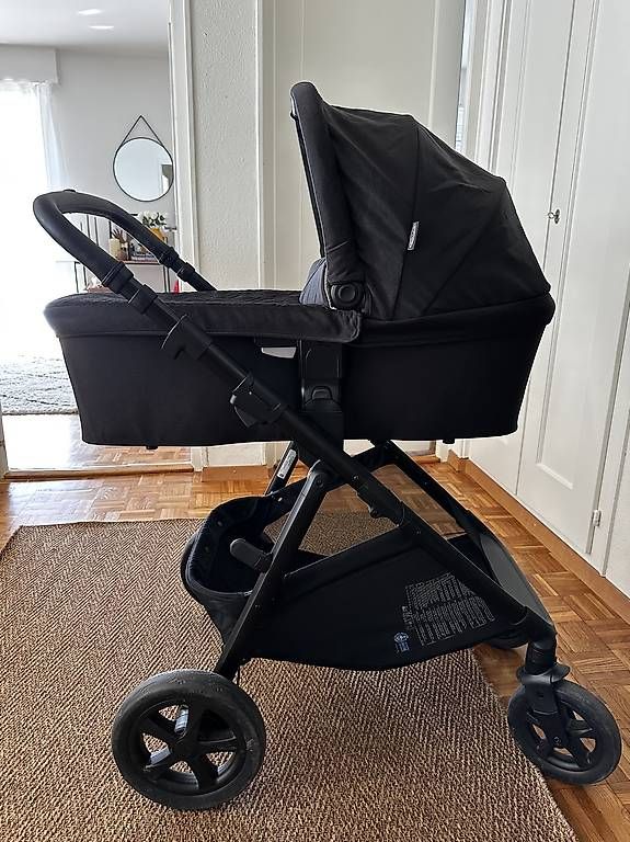 Poussette: Poussette Graco 3 en 1  – D'occasion à Lausanne par Lauraigr 3