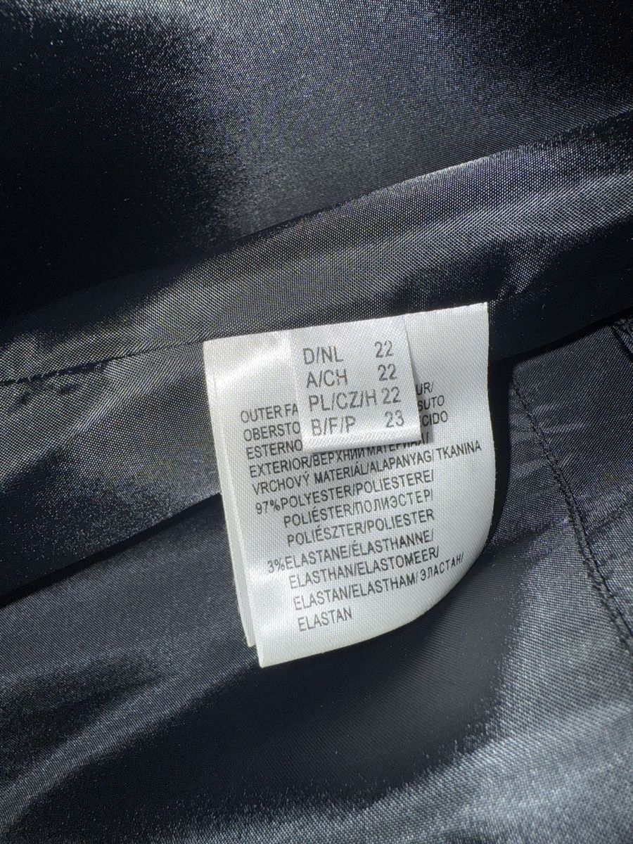 Giacche: Veste noire Francani design taille 22 – Nuovo (secondo la descrizione) da Boudry venduto da mat_zn57 3