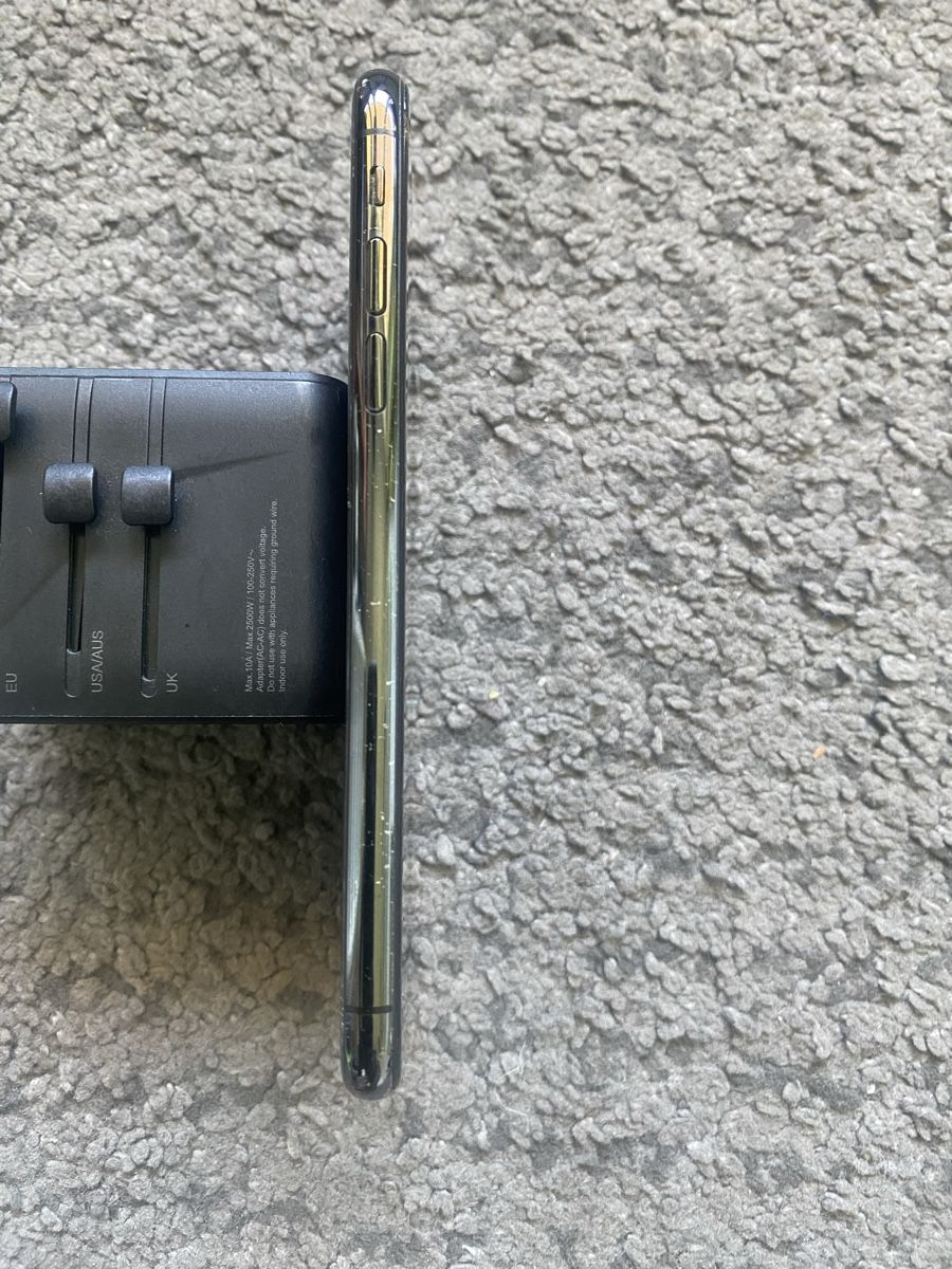 Apple Telefoni cellulari / Smartphones: iPhone Xs 64go 79% batterie N.19 – Usato da Genève venduto da eth_6qs6 4