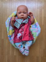 Baby Born mit Kissen und diverses Zubehör