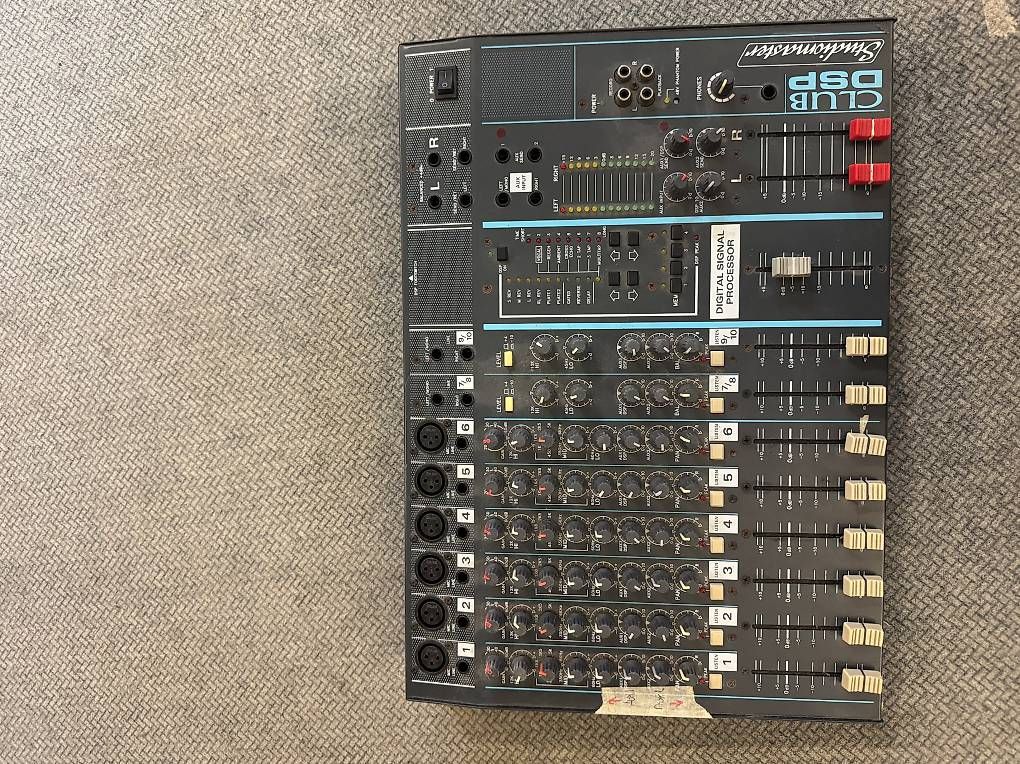 Console di mixaggio: Club DSP  Studiomaster – Usato da Bretigny-Morrens venduto da Lunatyk