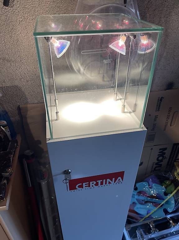 Vitrines: Vitrine de exposition – D'occasion à le locle par fajoca 2