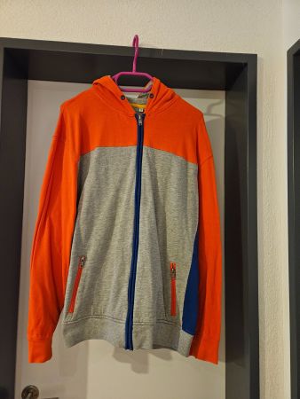 Neu: Sweatjacke mit Kapuze - grau/orange/blau - Gr.170/176