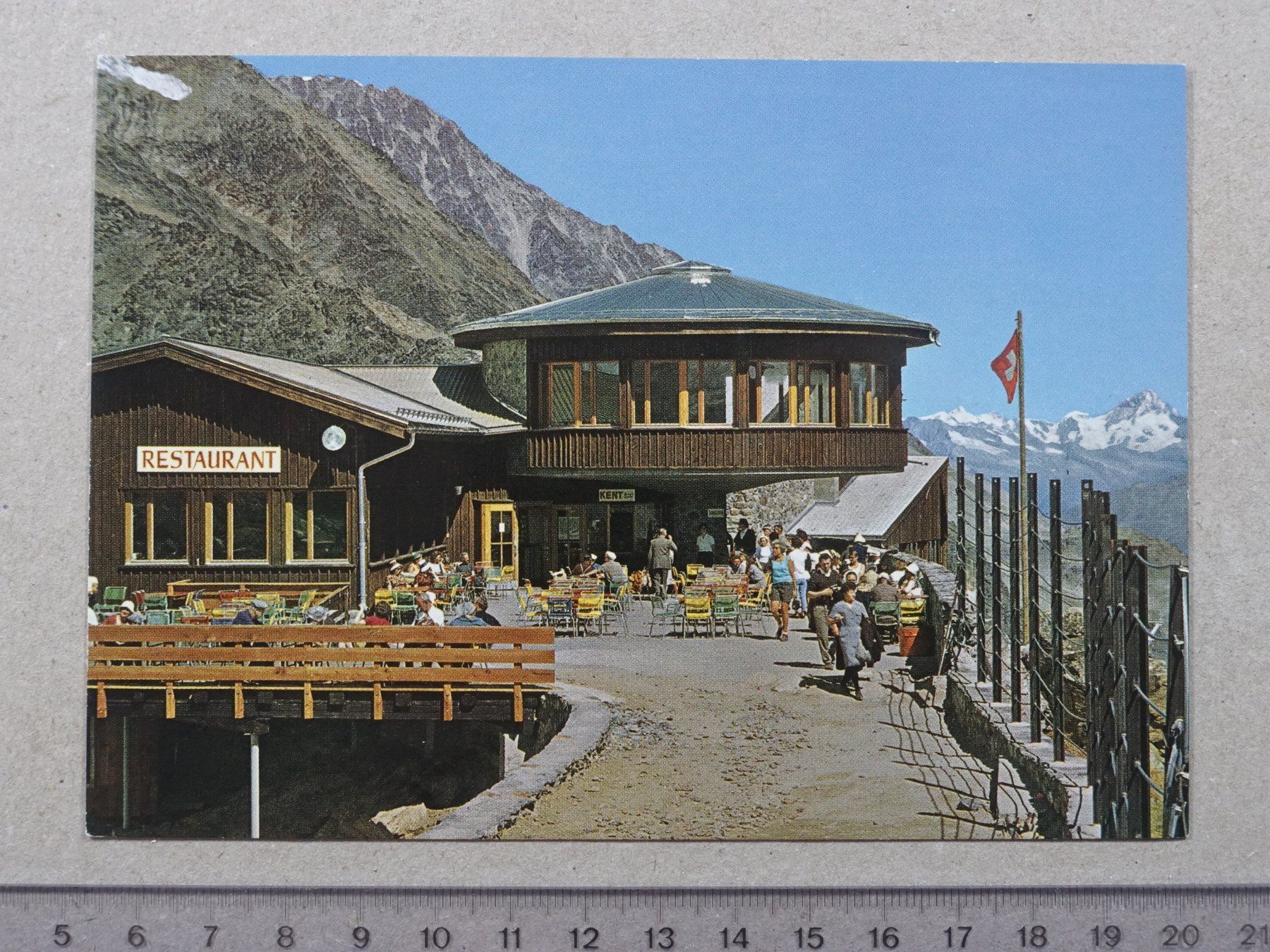 Cartoline postali: Saas-Fee, Längfluh, Restaurant – Usato da Lenzburg venduto da fh1