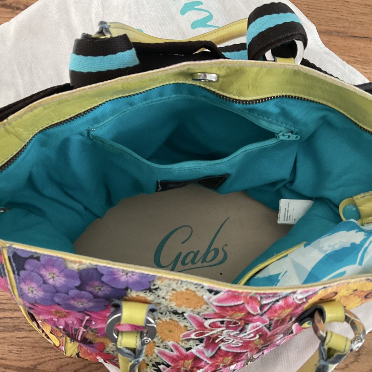 Gabs Sacs femmes: GABS Handtasche neuwertig – D'occasion à Oberlunkhofen par Poggi6 5
