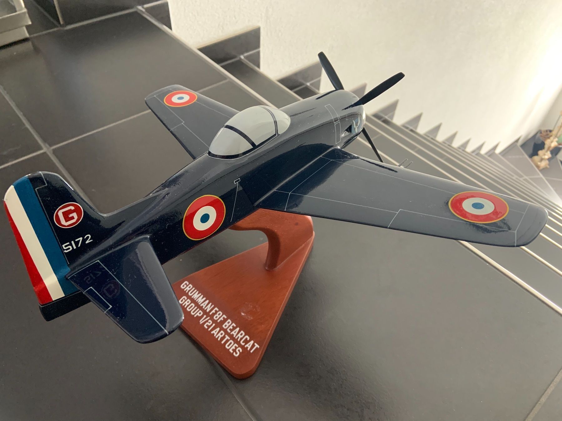 Kit di modellismo & Modellini statici: Flugzeug aus Holz – Nuovo e nell'imballaggio originale da Wilen b. Wollerau venduto da Loonyacht