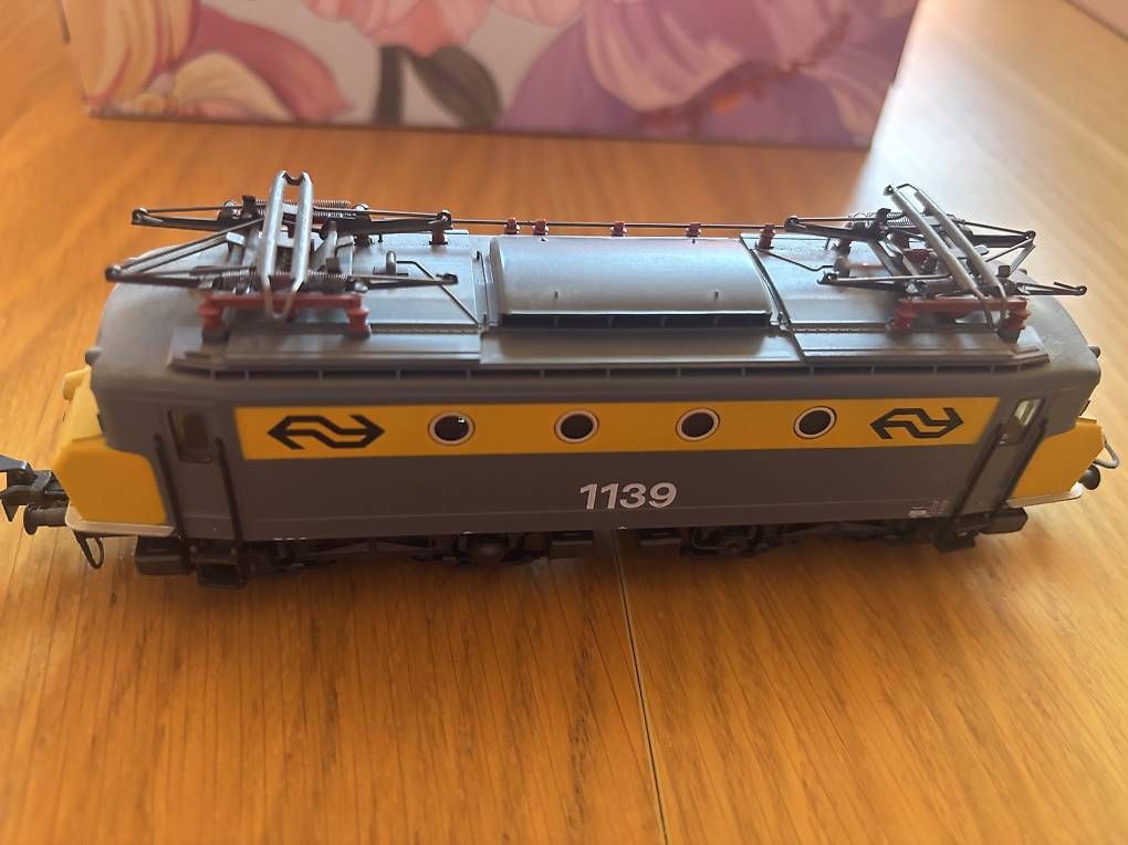 Märklin Modellini di ferrovie: Locomotive de la marque MÄRKLIN – Usato da Orbe venduto da car_8grw 4