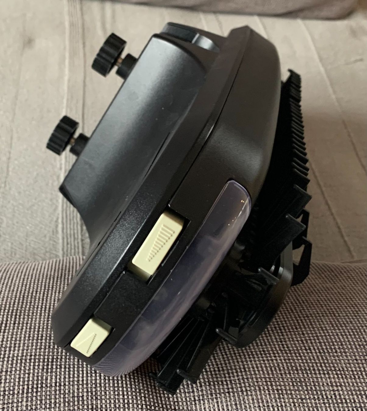 Supporti a parete: Elektrischer Krawatten-Karussell – Usato da Dübendorf venduto da iva_29td 2